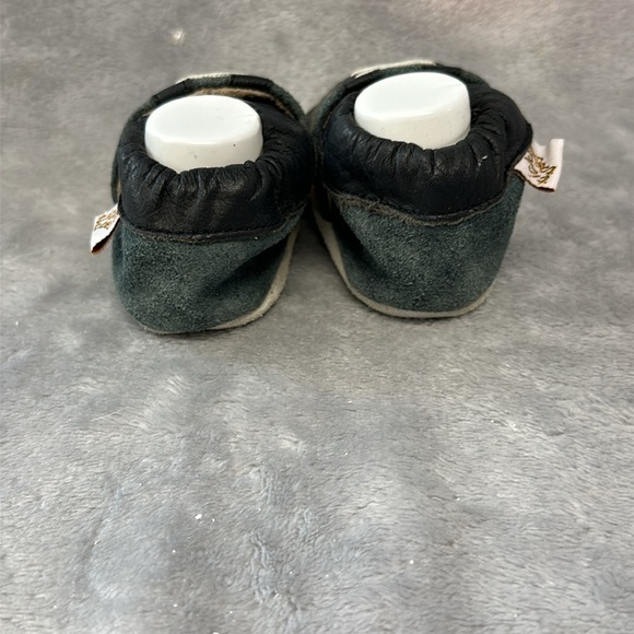 Tickle Toes - slip on soft soled baby shoes. Size 6-12 months - Picture 5 of 7